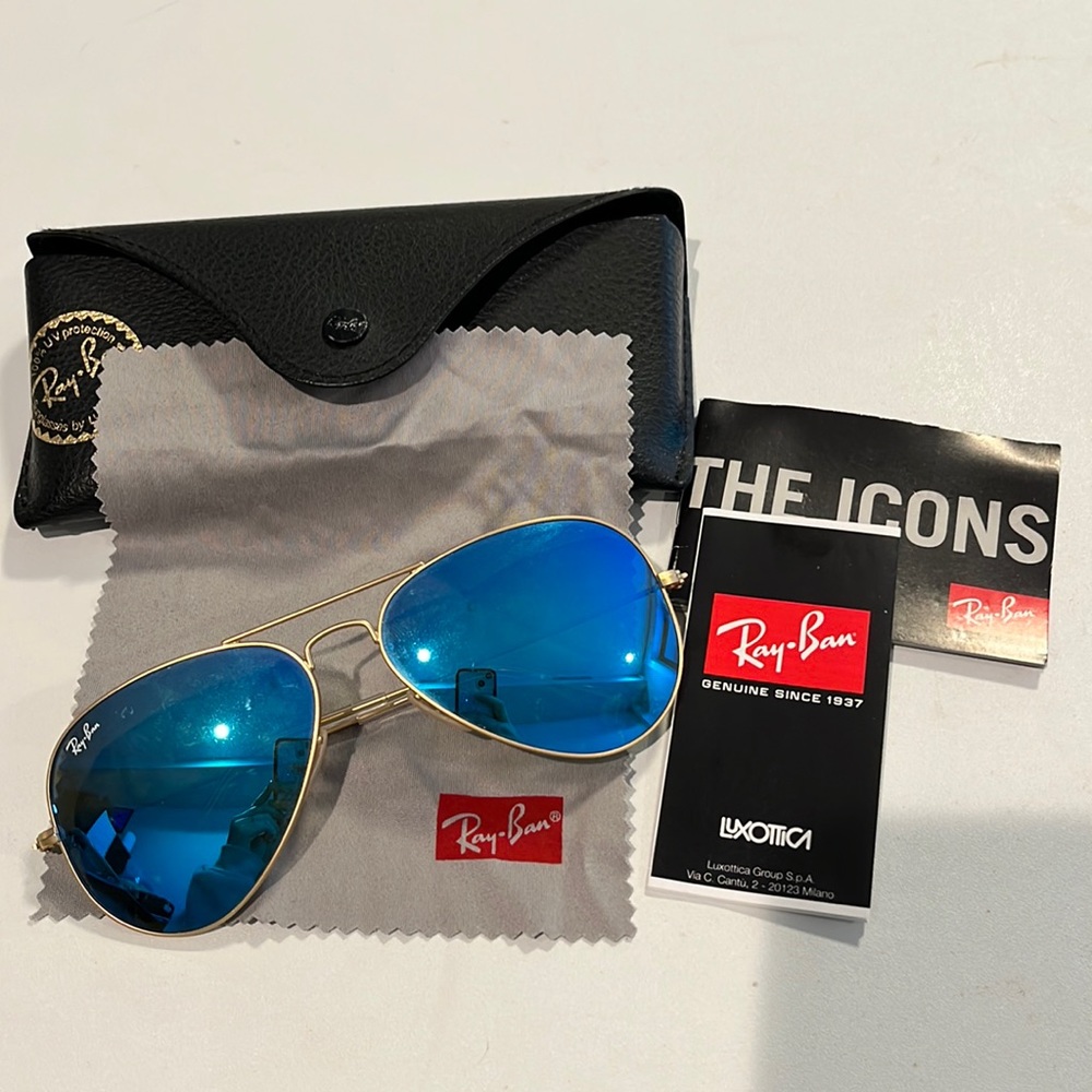 Authentic blue aviator Ray Ban sunglasses